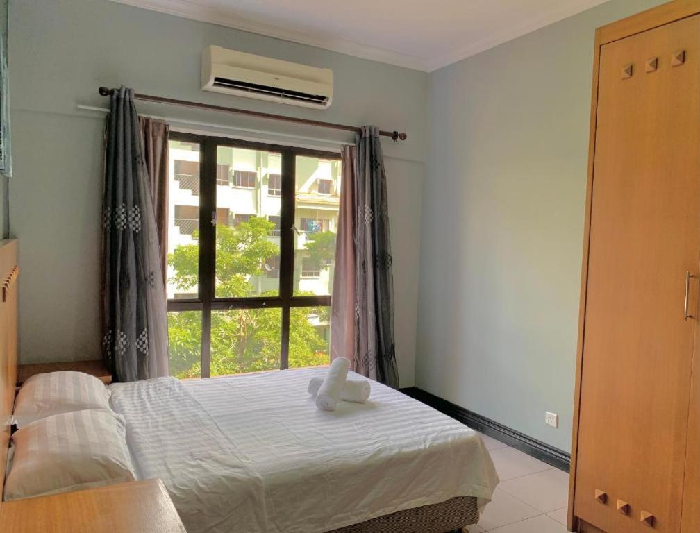 Marina Court Vacation Home 3 Bedrooms - Kota Kinabalu Esterno foto