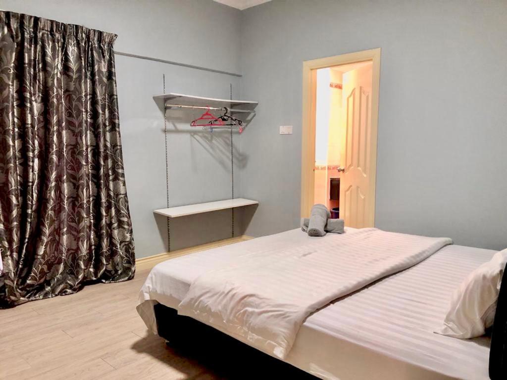 Marina Court Vacation Home 3 Bedrooms - Kota Kinabalu Esterno foto