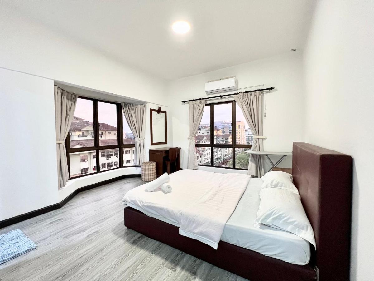 Marina Court Vacation Home 3 Bedrooms - Kota Kinabalu Esterno foto