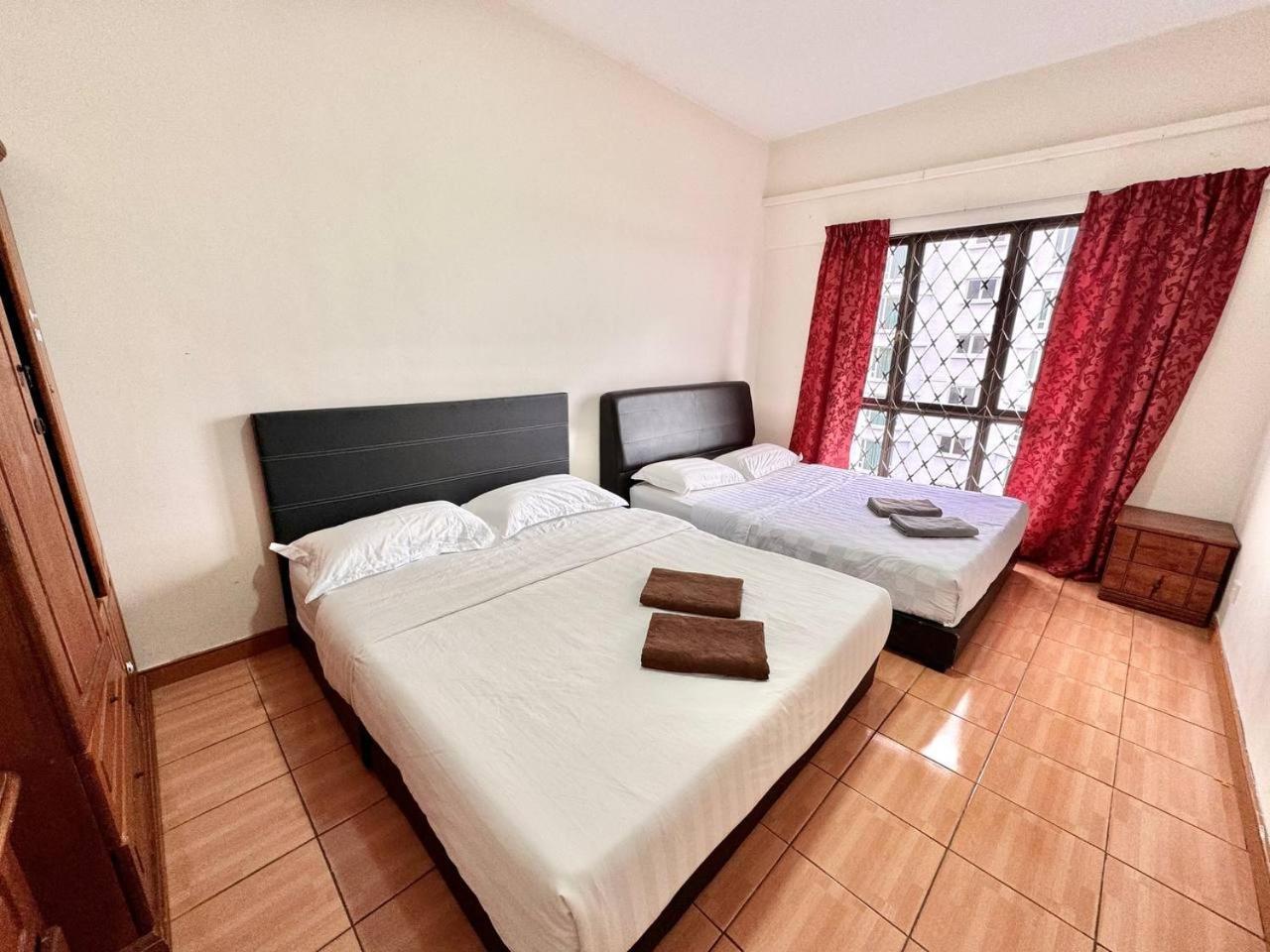 Marina Court Vacation Home 3 Bedrooms - Kota Kinabalu Esterno foto