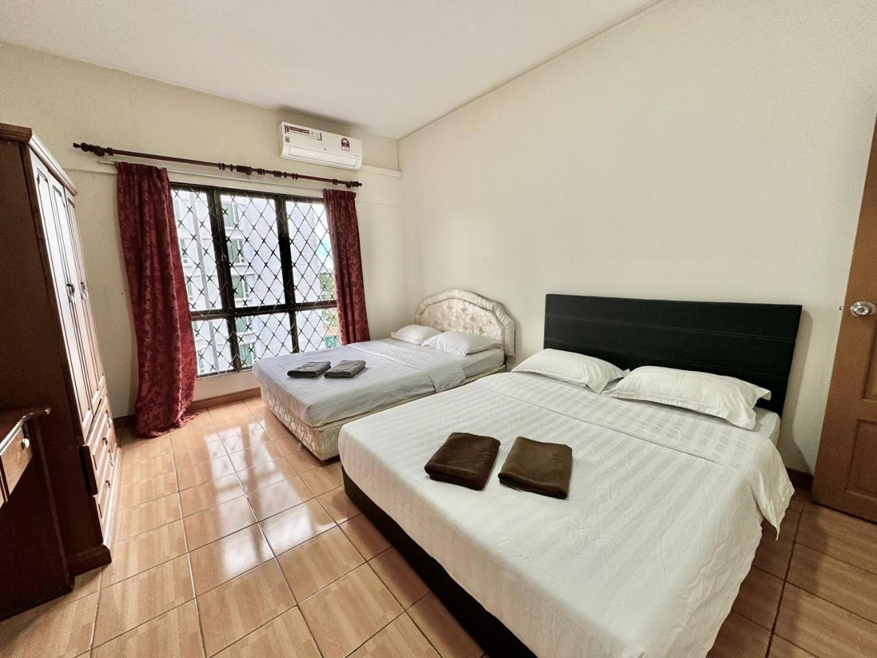 Marina Court Vacation Home 3 Bedrooms - Kota Kinabalu Esterno foto